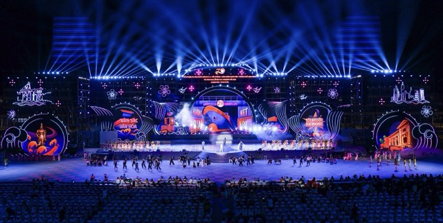 LỄ KỶ NIỆM 70 NĂM NGÀY GIẢI PHÓNG HẢI PHÒNG - THÀNH PHỐ ANH HÙNG - KHAI MẠC LỄ HỘI HOA PHƯỢNG ĐỎ - HẢI PHÒNG 2025